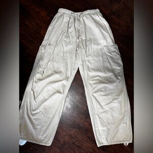 Women’s Cotton Cream Cargo Pants